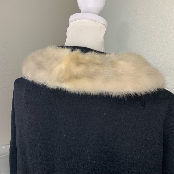 Vintage 60’s Long Coat, Real Fur Collar, Sz M - Picture 9 of 16